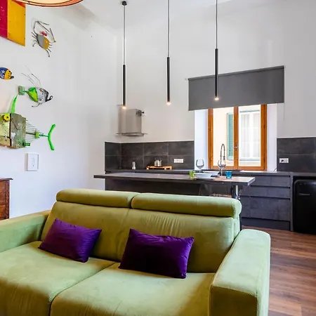Piccola Venezia Canal View Charming Flat *